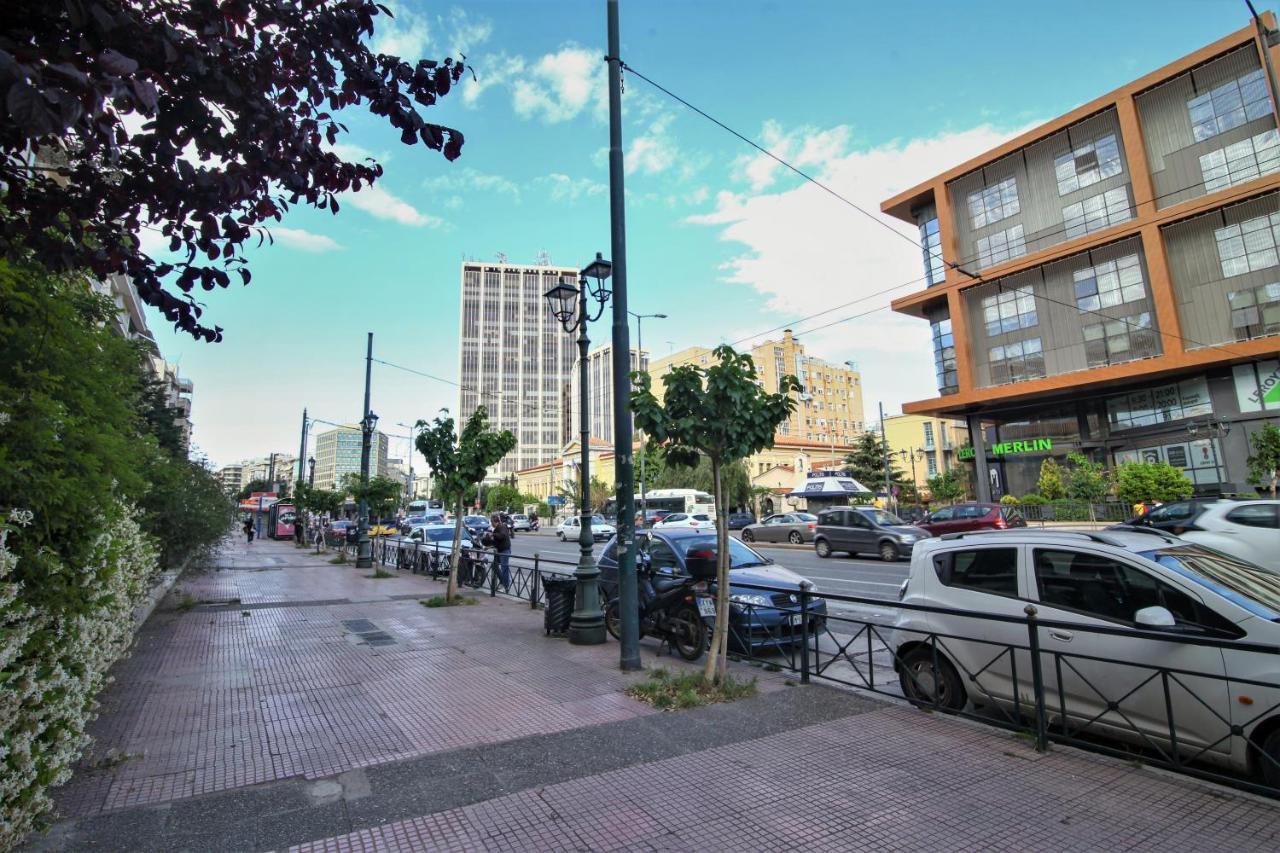 Apartment Neighbourhood In Near Metro Station & Hospitals