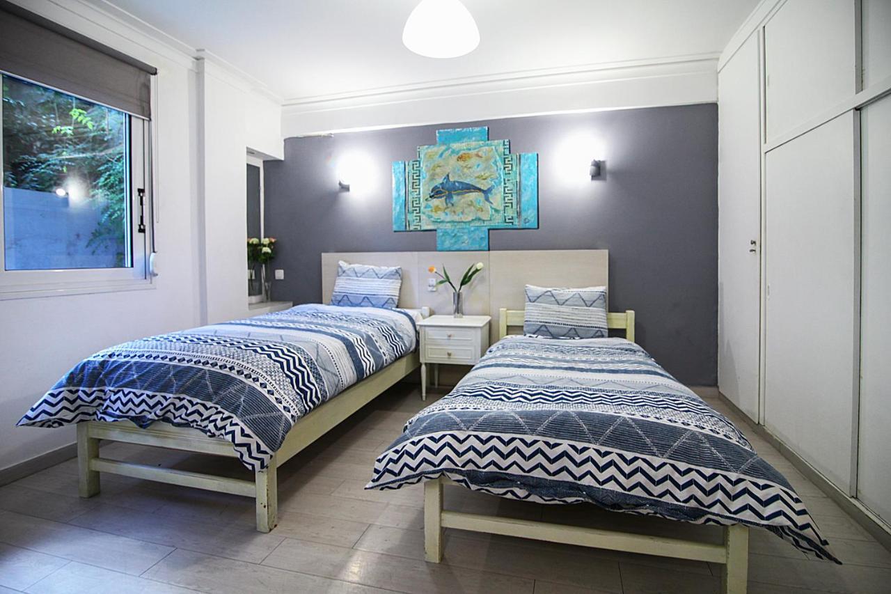 Apartment Neighbourhood In Near Metro Station & Hospitals Athens